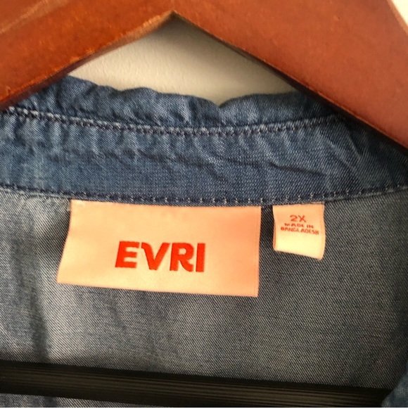 EVRI Plus Size Dolman Button Shirt Size 2X Denim - Picture 3 of 4